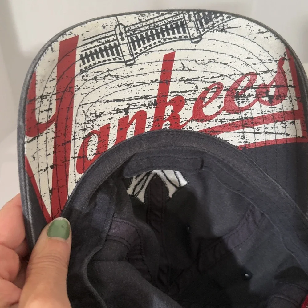 American Needle Coop New York Yankees Navy/Gray Washed-Fade Strapback Hat Cap VG